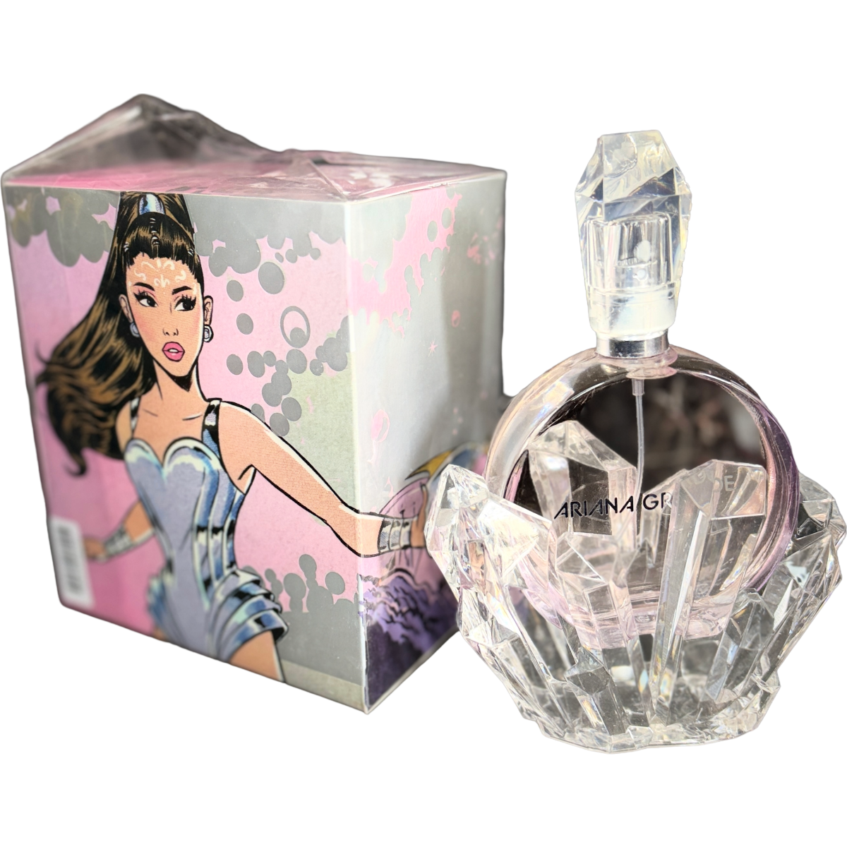 Ariana Grande R.E.M.